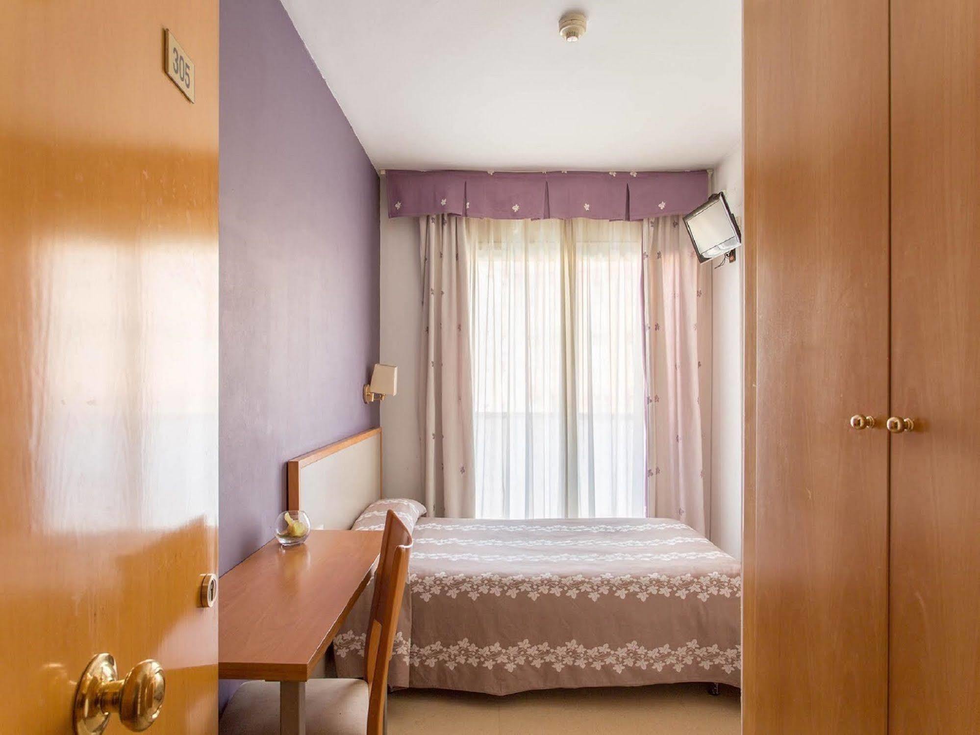 Hotel Cosmos Tarragona Eksteriør bilde