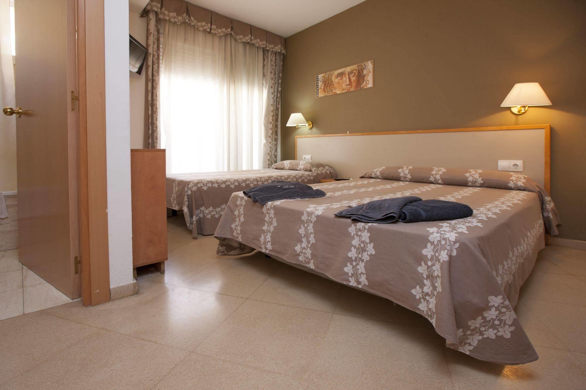 Hotel Cosmos Tarragona Eksteriør bilde